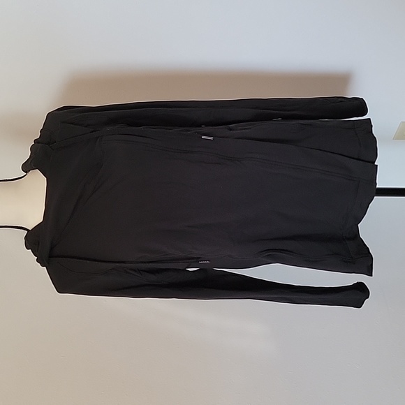 Lululemon Wrap Jacket - Picture 2 of 5